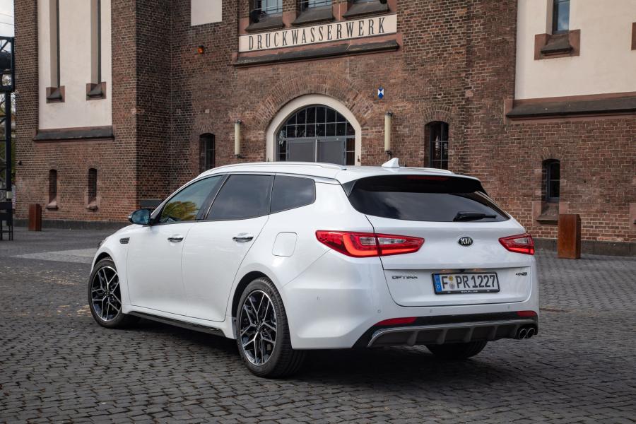  Kia Optima Sportswagon GT Line (JF) 2018 года  (WW) (фото 19 из 44)